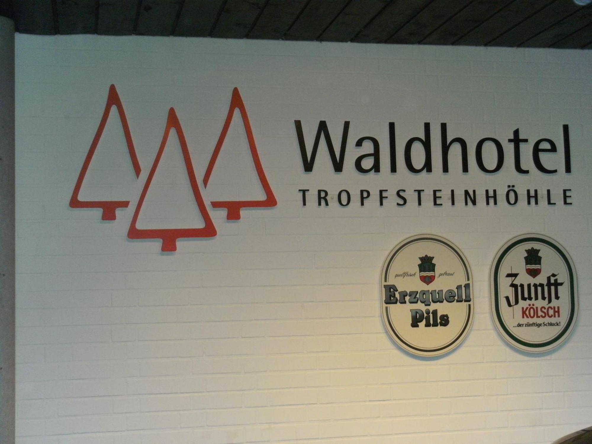 Waldhotel Tropfsteinhoehle Wiehl Exterior photo